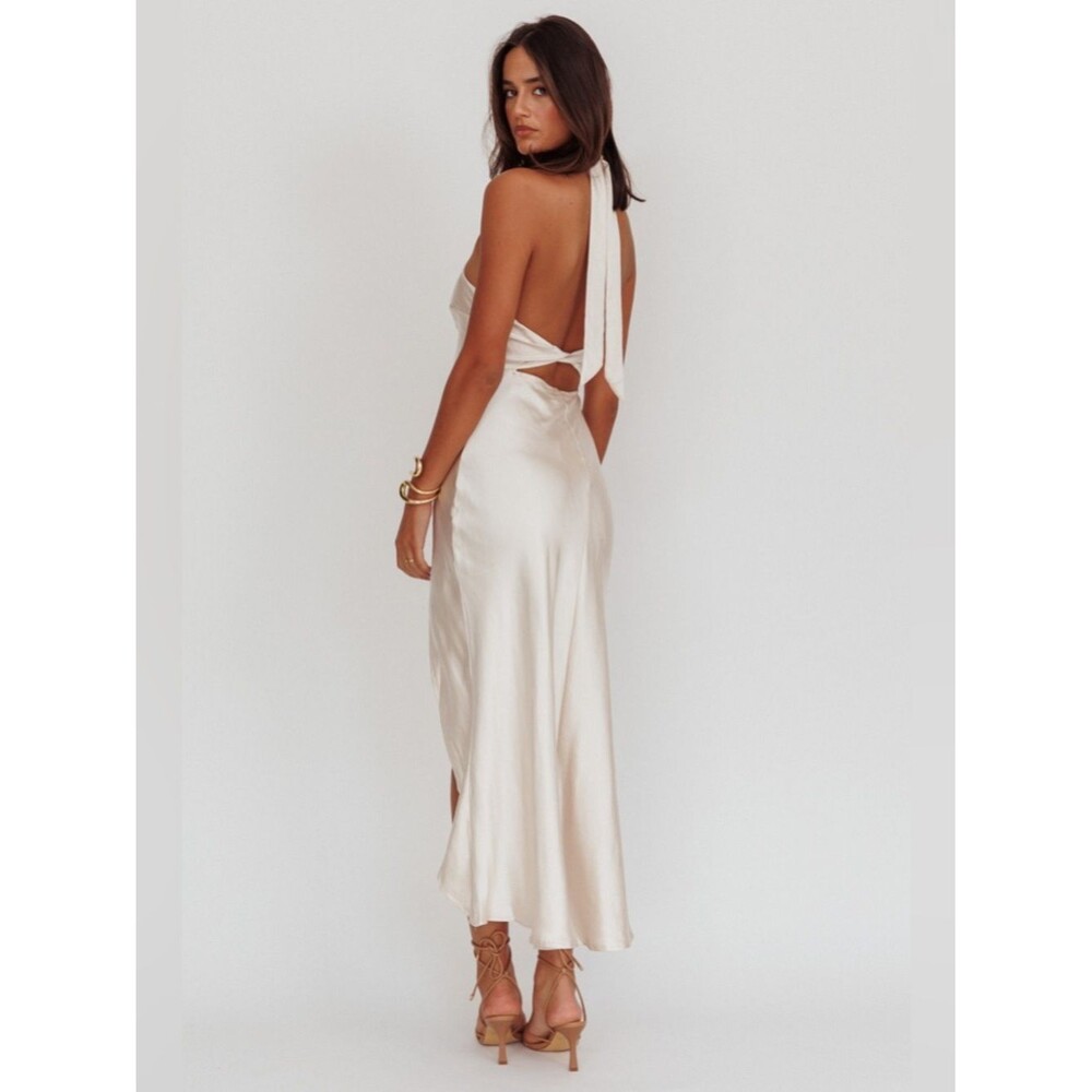 ✨ Selfie Leslie Champagne Halter Satin Maxi Dress XL NWT
